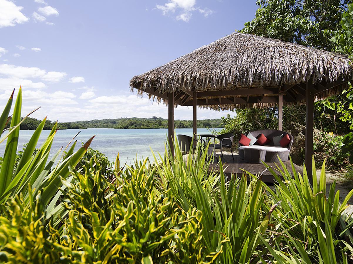 Eratap Beach Resort Port Vila Esterno foto