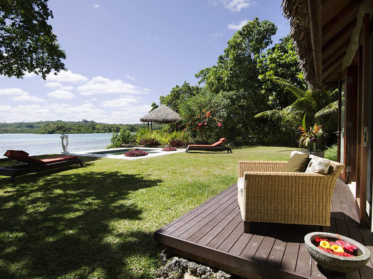 Eratap Beach Resort Port Vila Esterno foto