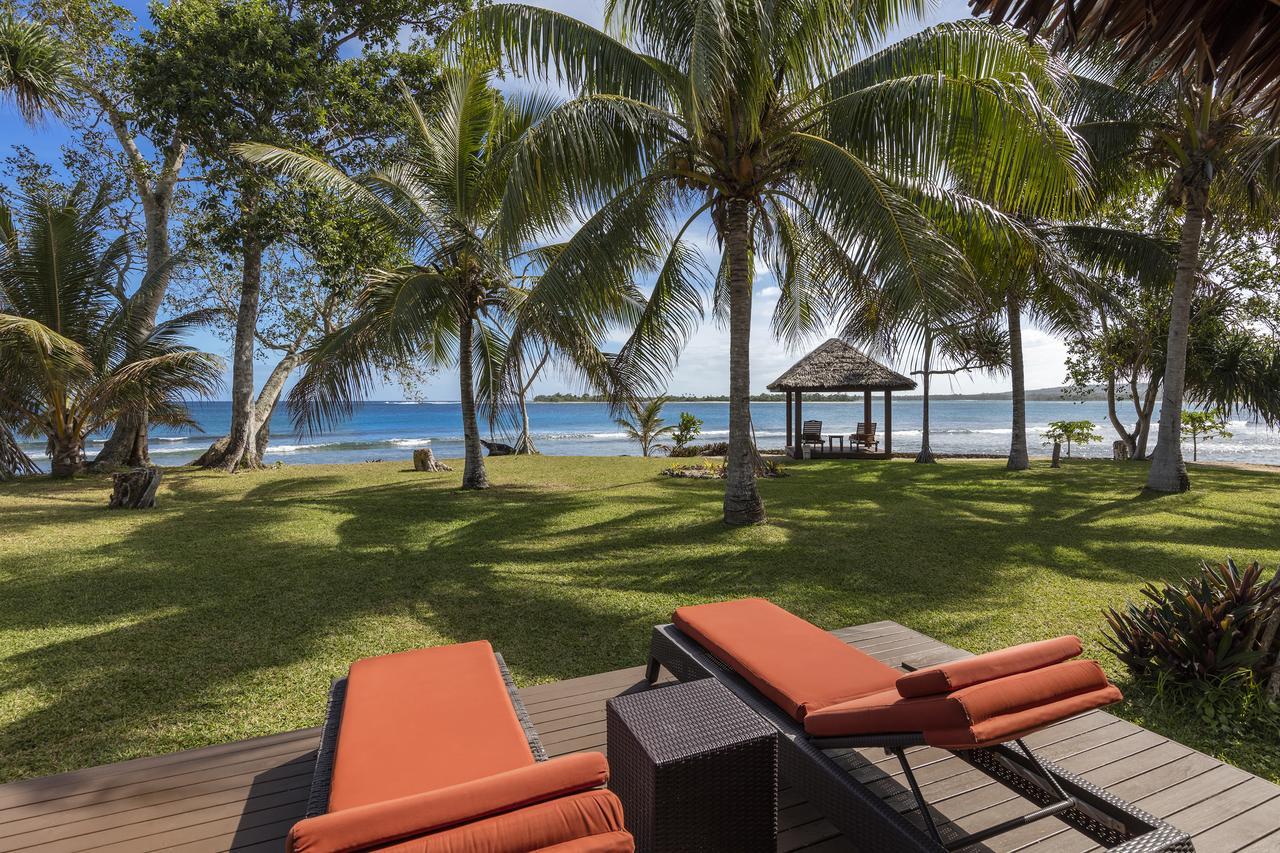 Eratap Beach Resort Port Vila Esterno foto