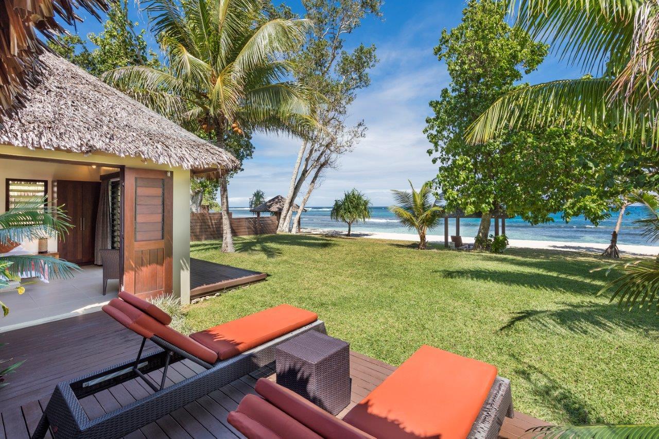 Eratap Beach Resort Port Vila Esterno foto