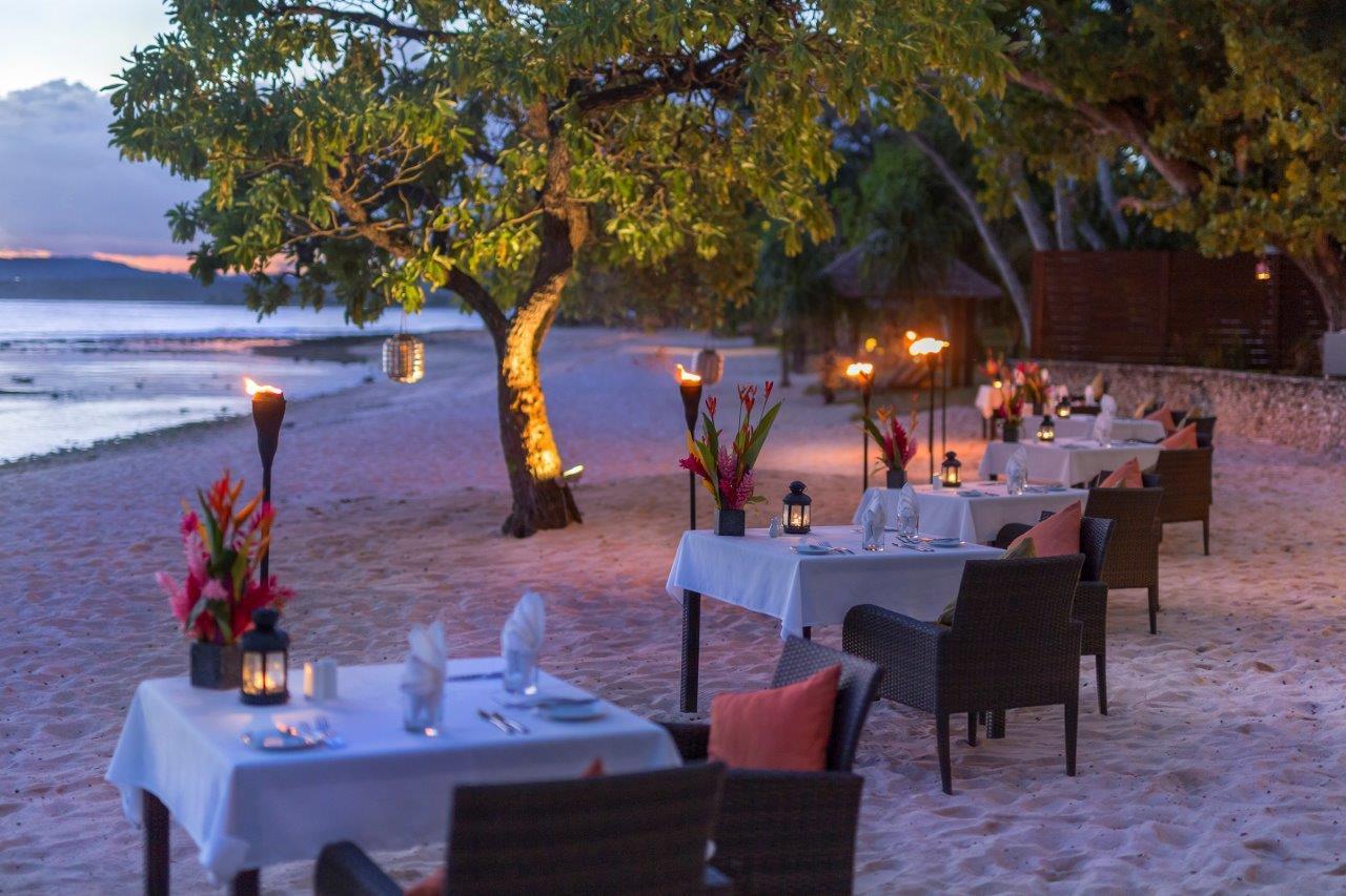Eratap Beach Resort Port Vila Esterno foto