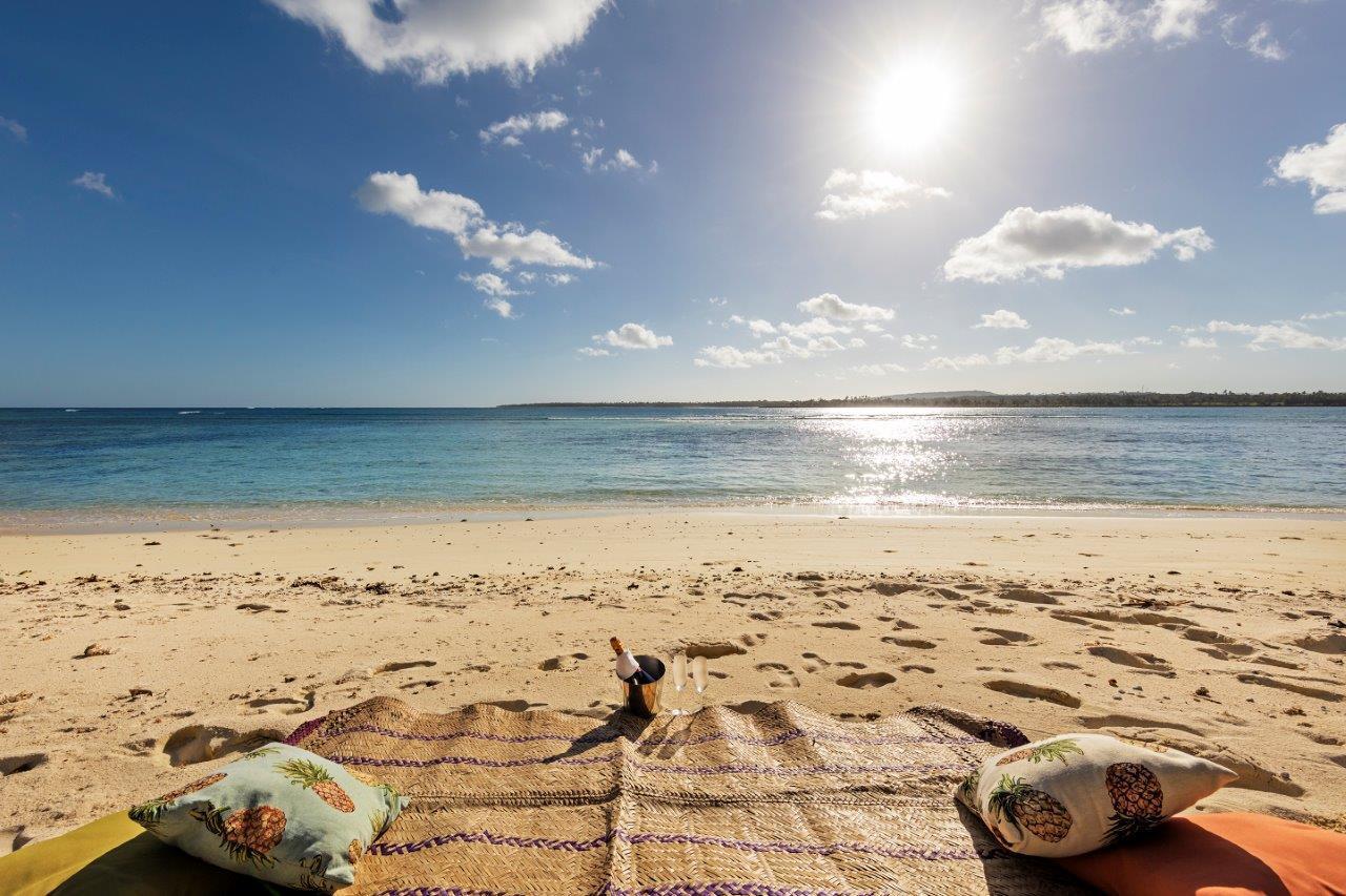 Eratap Beach Resort Port Vila Esterno foto