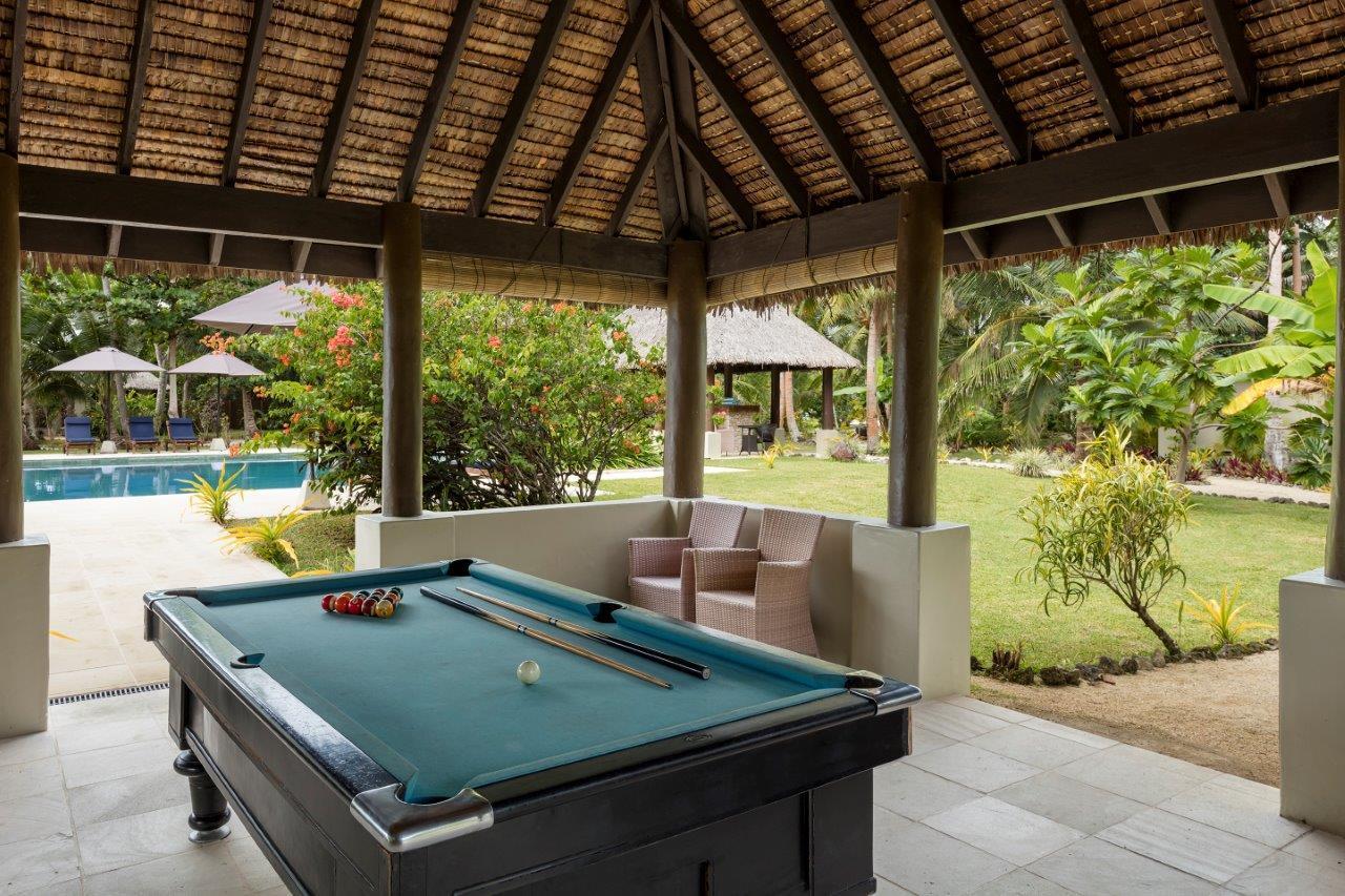 Eratap Beach Resort Port Vila Esterno foto