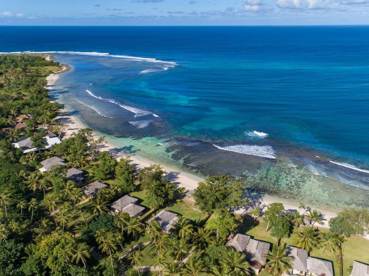 Eratap Beach Resort Port Vila Esterno foto